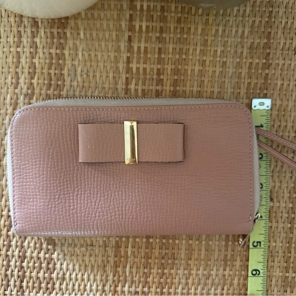 CHLOE Pink Leather Pink&Gold Ribbon Bow Zip Around Clutch Wallet w/Dust Bag &Box - Picture 11 of 14